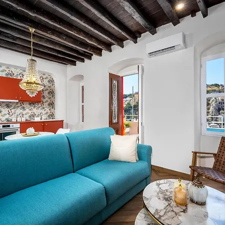 Annikas Port View-ground Appartement