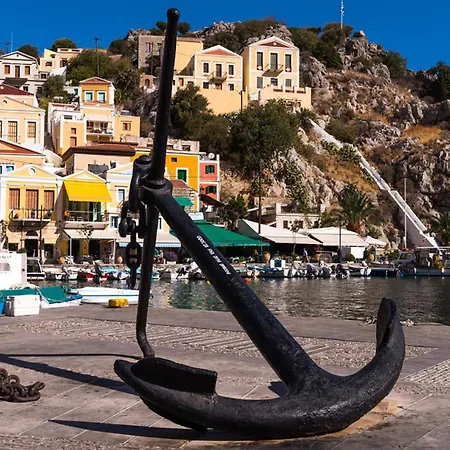 Annikas Port View-ground Apartamento Simi